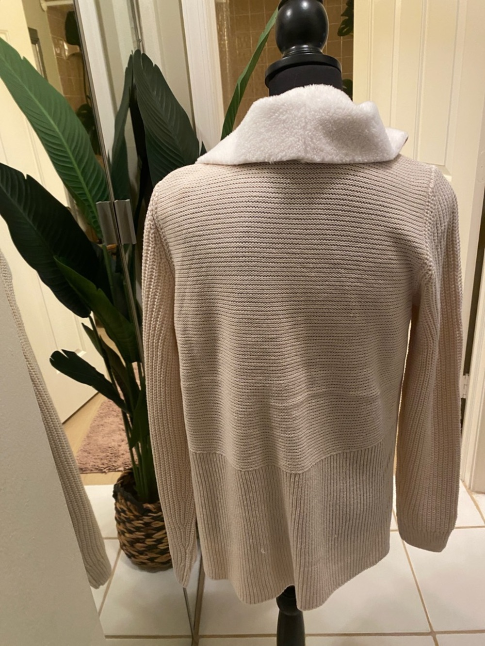 Women's Cream Open-Front Cozy Shawl Collar Jacket - Picture 3 of 8